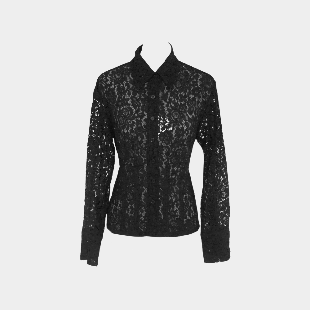 
                  
                    LACE BUTTON DOWN
                  
                
