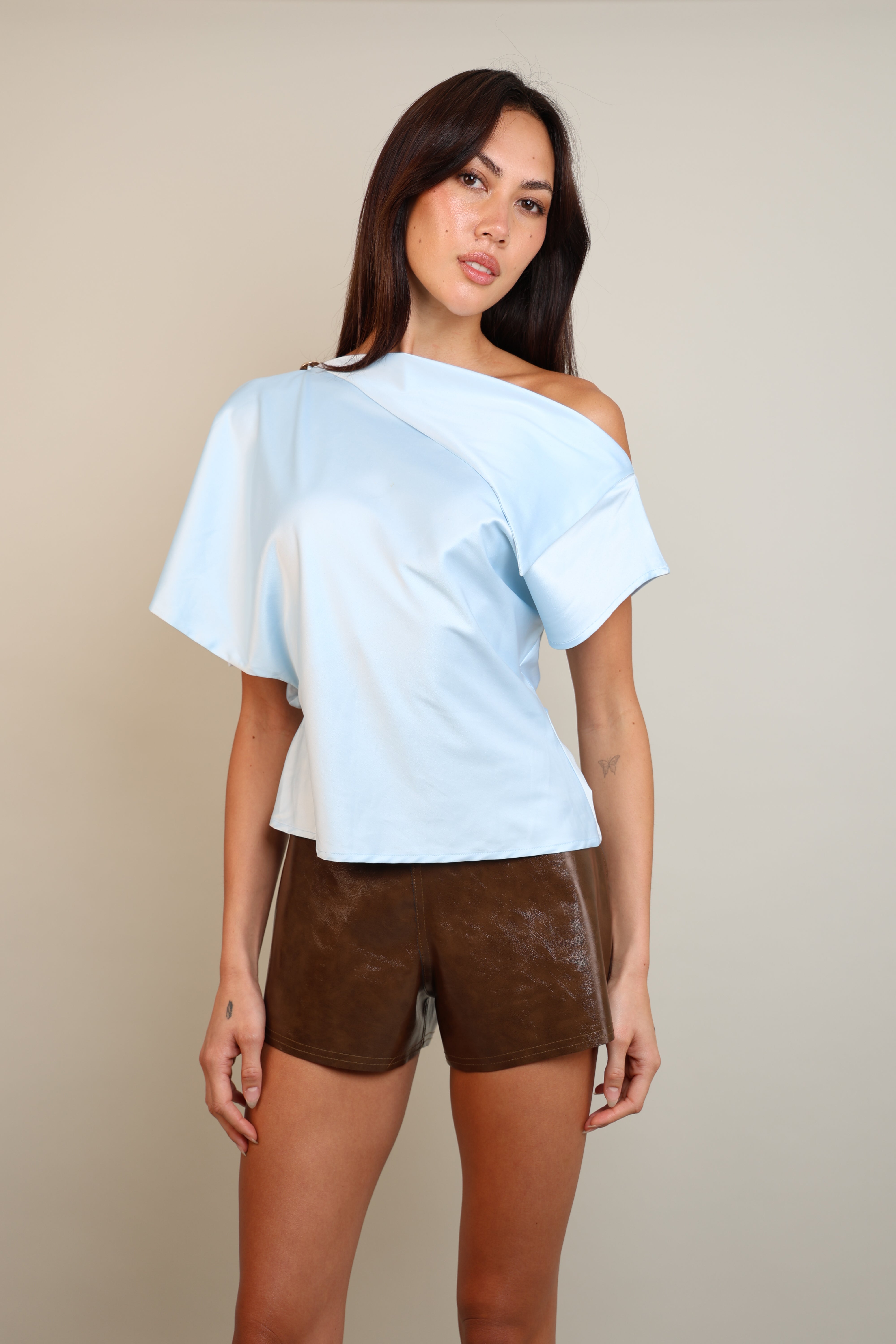 DRAPE TOP – BY GIANNA