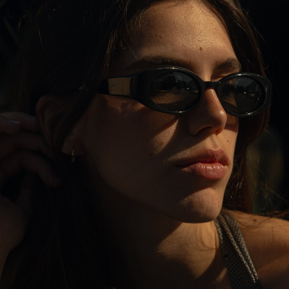 
                  
                    SUNNIES
                  
                