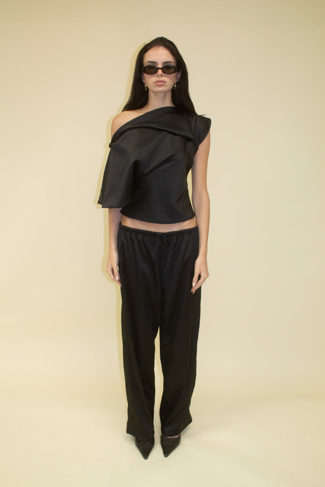 DRAPE TOP  BY GIANNA