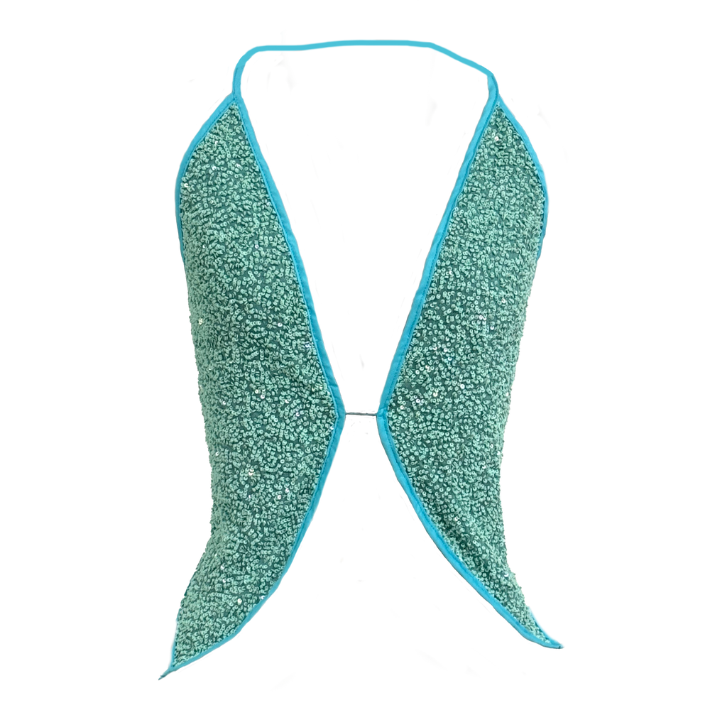 
                  
                    ISLA HALTER
                  
                